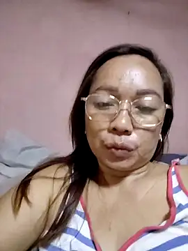 Snapshot of asianwet4u chatting on November 23, 2025, 9:42 am asianwet4u online show from November 23, 2025, 9:42 am