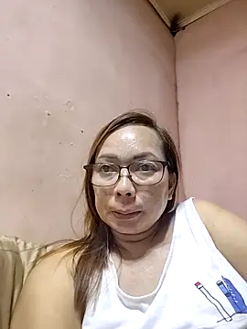 asianwet4u online show from May 4, 2026, 3:30 pm