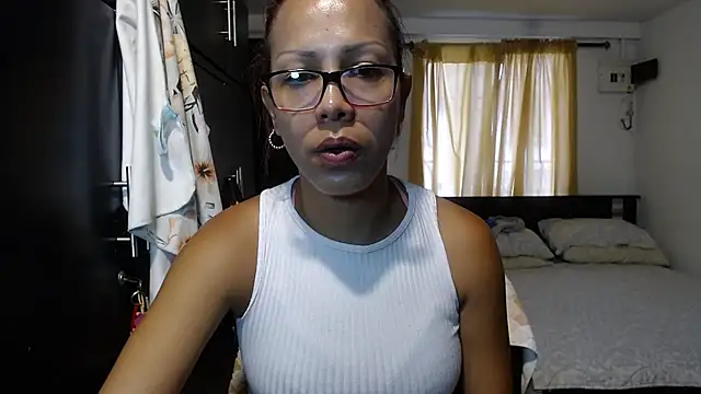 Snapshot of sensual_nataliee chatting on February 24, 2025, 4:47 pm sensual nataliee online show from February 24, 2025, 4:47 pm