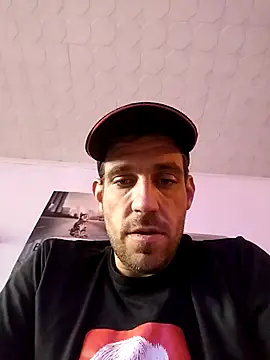 Snapshot of Codymc89 chatting on September 25, 2025, 8:29 am Codymc89 online show from September 25, 2025, 8:29 am