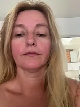 moniquerainx online show from March 7, 2026, 4:48 pm