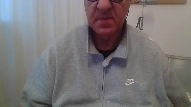 ANONIMO7735 online show from April 16, 2026, 5:08 am