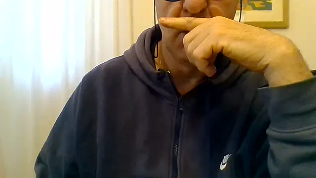 ANONIMO7735 online show from May 3, 2026, 4:29 am