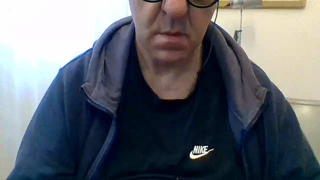ANONIMO7735 online show from May 21, 2026, 5:03 am