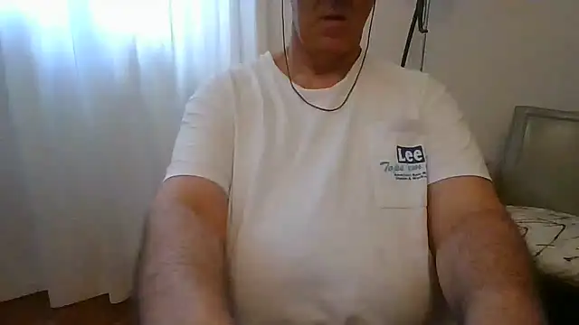 ANONIMO7735 online show from June 20, 2026, 10:07 am