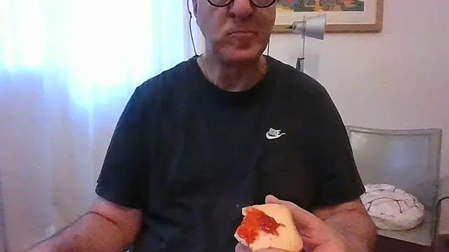 ANONIMO7735 online show from June 24, 2026, 4:44 am