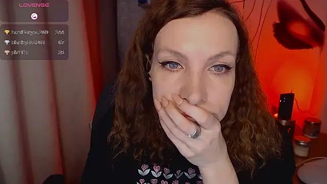 Snapshot of JohansonKatie chatting on February 11, 2025, 7:44 am JohansonKatie online show from February 11, 2025, 7:44 am