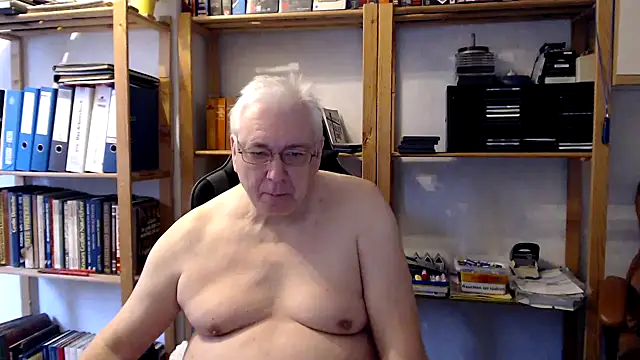 Snapshot of SchwanzhureXXL chatting on January 19, 2025, 9:11 am SchwanzhureXXL online show from January 19, 2025, 9:11 am