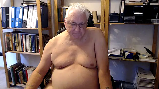 Snapshot of SchwanzhureXXL chatting on July 9, 2026, 4:38 am SchwanzhureXXL online show from July 9, 2026, 4:38 am