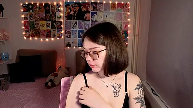 MilenaSaint online show from March 1, 2025, 3:32 am