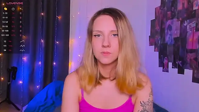 HotaruTomo online show from December 19, 2024, 4:35 pm