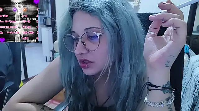 ElfGrey online show from October 21, 2025, 3:51 am