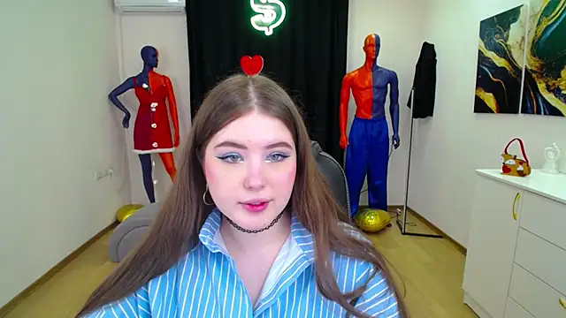 NicoleFoxery online show from February 25, 2025, 6:20 pm