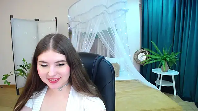 NicoleFoxery online show from March 17, 2025, 9:23 pm