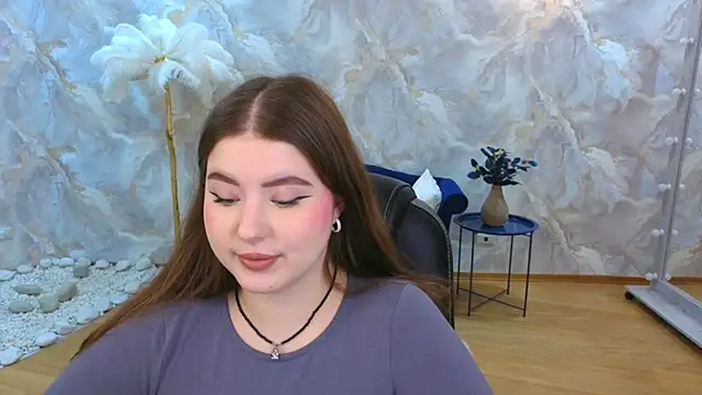 NicoleFoxery online show from December 3, 2025, 4:42 am