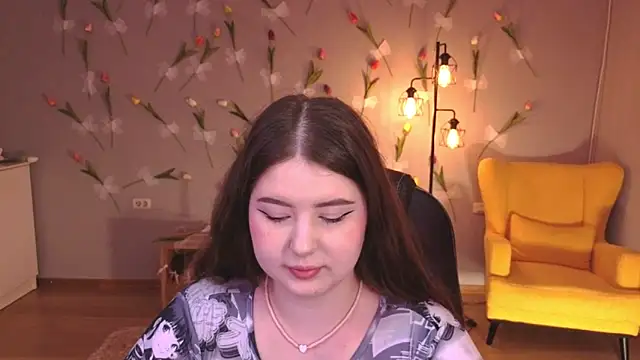 NicoleFoxery online show from June 7, 2026, 6:22 pm