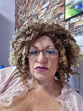 Snapshot of Hot_Azaleea chatting on November 15, 2025, 6:44 am Hot Azaleea online show from November 15, 2025, 6:44 am