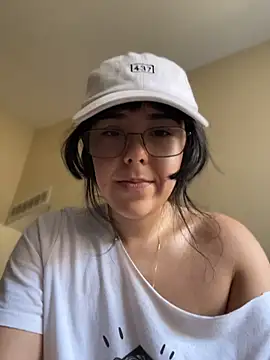 Snapshot of Evie-Luna chatting on July 27, 2026, 8:16 pm Evie-Luna online show from July 27, 2026, 8:16 pm