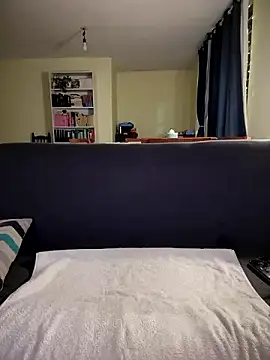 marylr2 online show from December 3, 2024, 4:14 am