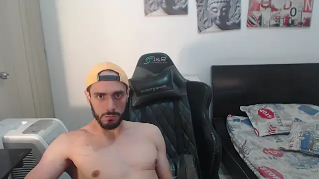 Snapshot of samuelgarcia_ chatting on March 10, 2025, 7:42 am samuelgarcia online show from March 10, 2025, 7:42 am