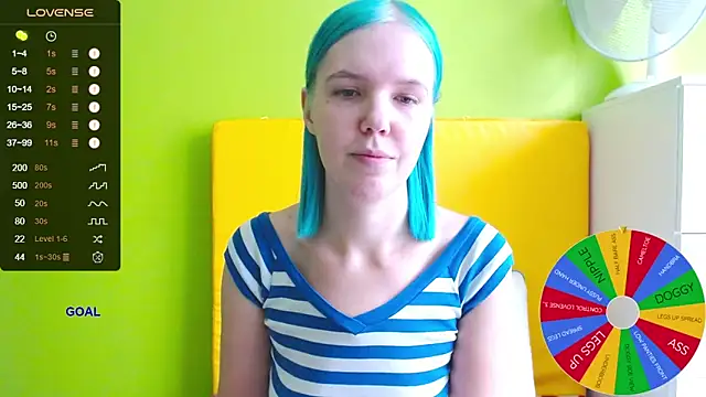 Snapshot of Ultra_Meow chatting on October 11, 2025, 10:47 am Ultra Meow online show from October 11, 2025, 10:47 am