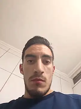 Snapshot of TommyMomentum chatting on September 19, 2025, 5:20 am TommyMomentum online show from September 19, 2025, 5:20 am