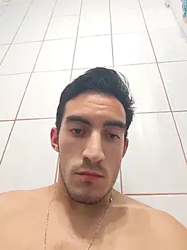 Snapshot of TommyMomentum chatting on November 14, 2025, 6:23 am TommyMomentum online show from November 14, 2025, 6:23 am