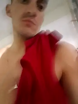 Snapshot of TommyMomentum chatting on November 18, 2025, 5:45 am TommyMomentum online show from November 18, 2025, 5:45 am