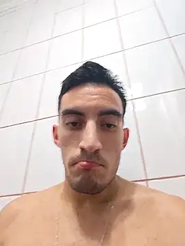 Snapshot of TommyMomentum chatting on November 20, 2025, 4:34 am TommyMomentum online show from November 20, 2025, 4:34 am