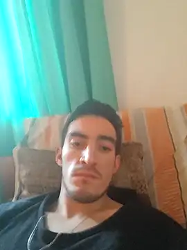 Snapshot of TommyMomentum chatting on December 15, 2025, 11:31 pm TommyMomentum online show from December 15, 2025, 11:31 pm