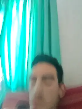 Snapshot of TommyMomentum chatting on February 2, 2026, 6:28 pm TommyMomentum online show from February 2, 2026, 6:28 pm