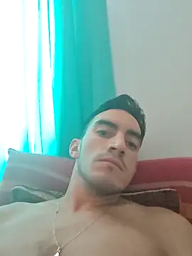 Snapshot of TommyMomentum chatting on March 9, 2026, 2:10 pm TommyMomentum online show from March 9, 2026, 2:10 pm