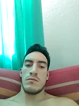 Snapshot of TommyMomentum chatting on March 12, 2026, 12:33 pm TommyMomentum online show from March 12, 2026, 12:33 pm