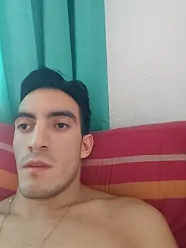 Snapshot of TommyMomentum chatting on March 14, 2026, 10:15 pm TommyMomentum online show from March 14, 2026, 10:15 pm