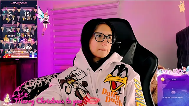 Snapshot of Luniverse chatting on December 31, 2024, 7:29 pm Luniverse online show from December 31, 2024, 7:29 pm