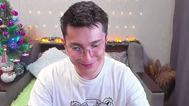 Yumi steve online show from December 29, 2024, 8:15 pm