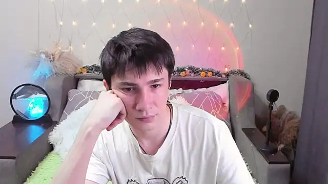 Snapshot of Yumi_steve chatting on October 26, 2025, 6:03 pm Yumi steve online show from October 26, 2025, 6:03 pm