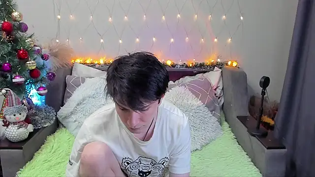 Snapshot of Yumi_steve chatting on December 20, 2025, 3:35 am Yumi steve online show from December 20, 2025, 3:35 am