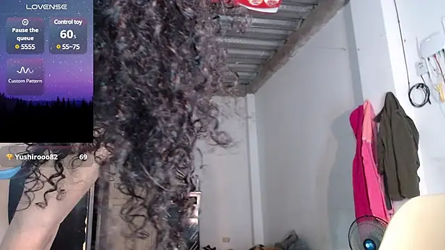 jasminne  online show from January 2, 2025, 4:02 pm