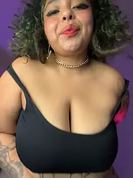 PrincessLauren420 online show from April 28, 2026, 2:38 am