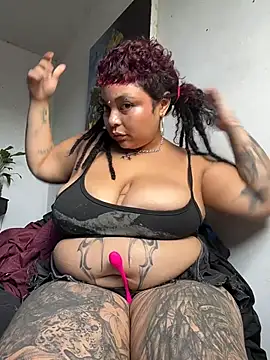 PrincessLauren420 online show from August 4, 2026, 3:14 pm
