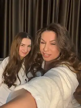 Snapshot of Marilyn_La_Rose chatting on April 10, 2026, 7:40 pm Marilyn La Rose online show from April 10, 2026, 7:40 pm