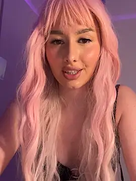 Snapshot of mollyxxx chatting on March 5, 2025, 3:40 am mollyxxx online show from March 5, 2025, 3:40 am