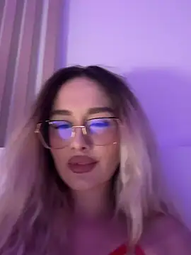 Snapshot of mollyxxx chatting on February 10, 2026, 2:26 am mollyxxx online show from February 10, 2026, 2:26 am