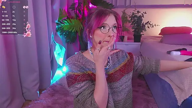 Snapshot of Crazy_Wine chatting on December 12, 2024, 11:14 pm Crazy Wine online show from December 12, 2024, 11:14 pm