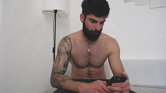 Verycutex online show from February 20, 2025, 9:11 am