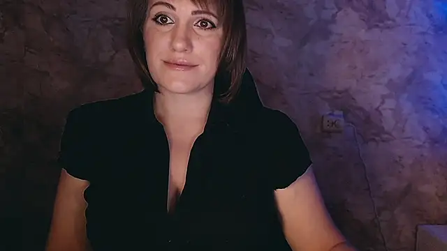 Snapshot of _letty_ chatting on January 3, 2025, 10:51 pm letty online show from January 3, 2025, 10:51 pm