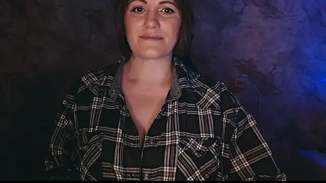 Snapshot of _letty_ chatting on March 8, 2025, 3:39 am letty online show from March 8, 2025, 3:39 am