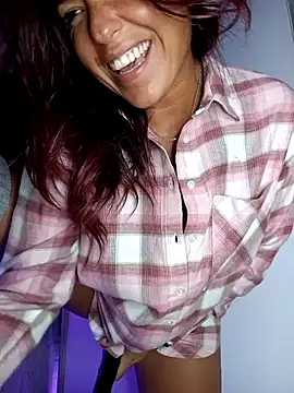 Snapshot of allyson22andy chatting on December 6, 2024, 7:12 pm allyson22andy online show from December 6, 2024, 7:12 pm