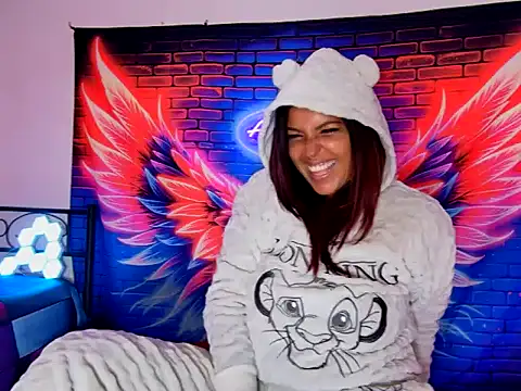 Snapshot of allyson22andy chatting on February 21, 2025, 9:43 pm allyson22andy online show from February 21, 2025, 9:43 pm